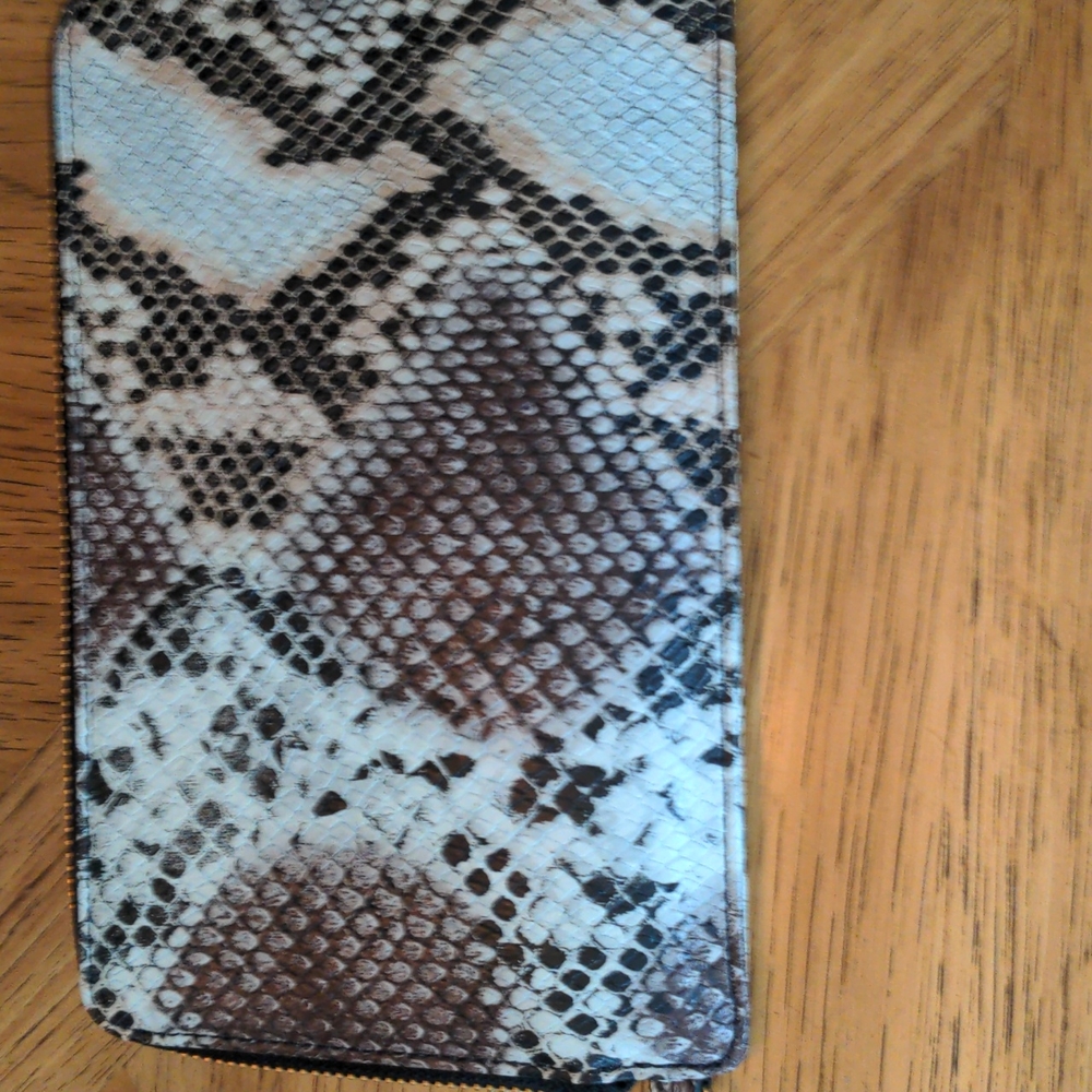 Wristlet